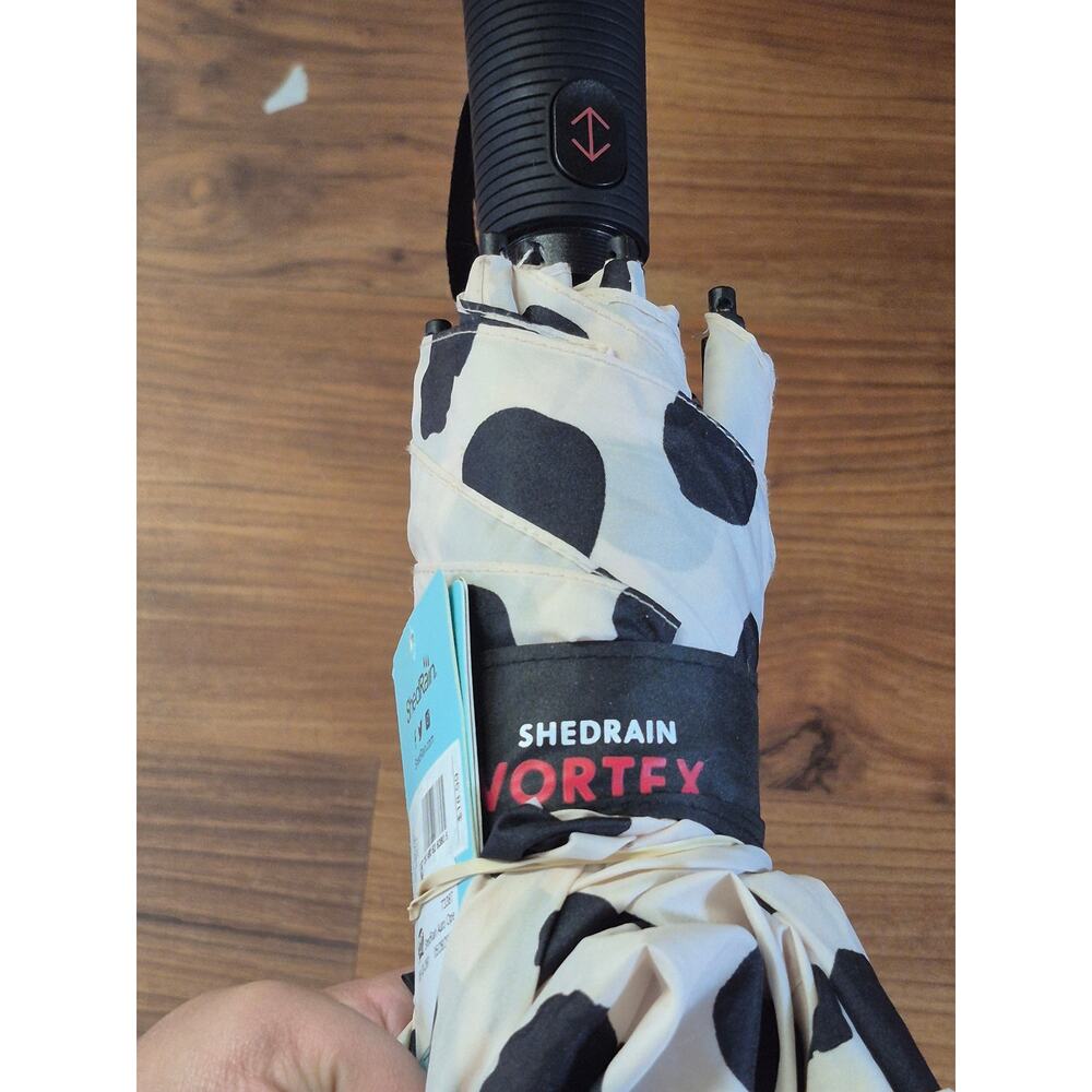 ShedRain VORTEX Auto Open/Close Compact Umbrella Telescoping Shaft 47" Polka Dot - Picture 6 of 8